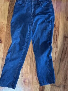 Straight Leg Women's Jeans in Deep Blue - Classic Everyday Style
